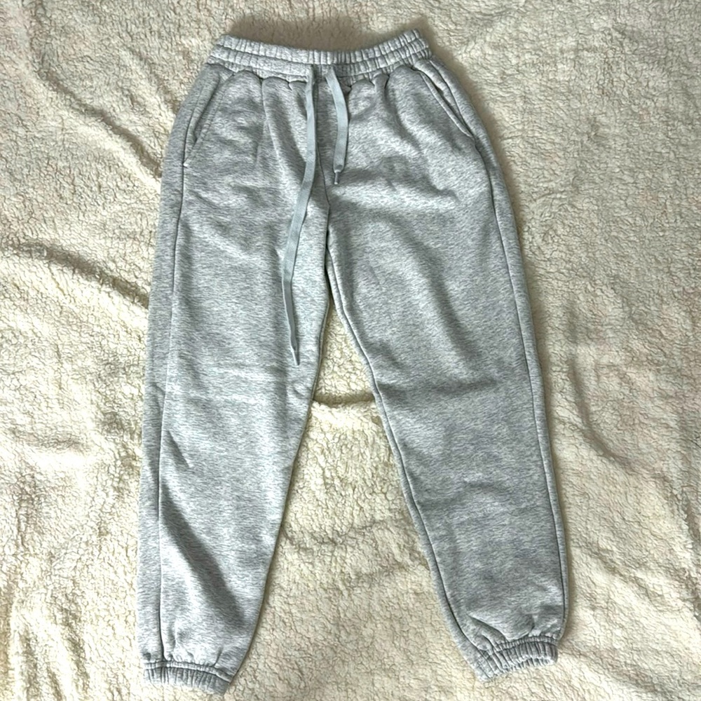 Fabletics sweatpants